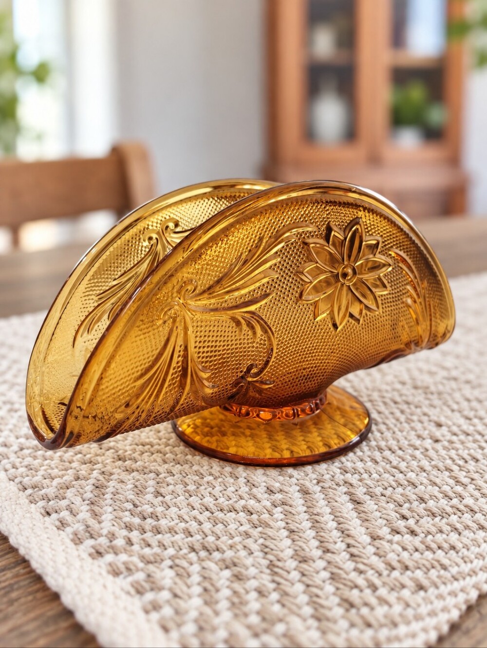 Vintage Tiara Indiana Glass Amber Sandwich Pattern Floral Napkin Holder